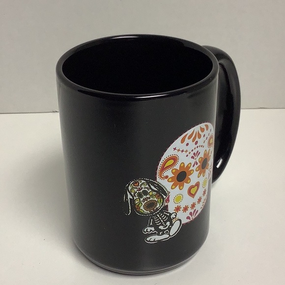 Peanuts 2001 sugar skull with skeleton Snoopy coffee mug - Picture 2 of 6